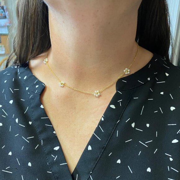 Neiman Marcus 14k Gold Plated Single Pearl Floral Flower Necklace - Picture 1 of 5